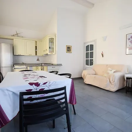 Affitti Case Nuove A 450metri Dal Mare In Centro Citta' * Sestri Levante